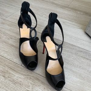 Christian Louboutin pumps 37 1/2